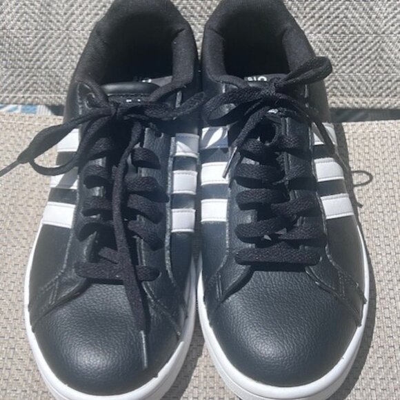 Womens Adidas Neo cloud foam memory footbed 9 1/2 Black and white sneaker - Picture 6 of 7